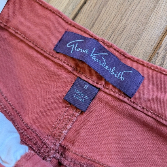 Nwt Women's Gloria Vanderbilt Amanda Classic Rise Tapered Leg Jeans Size 8 - Picture 2 of 5